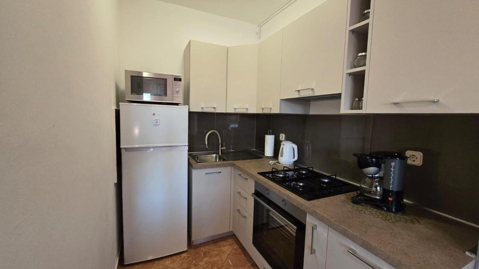 Studio Apartment Ljubica For 2 Persons 150M From The Beach Poreč Eksteriør bilde
